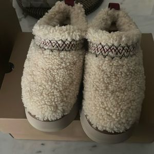Tazz UGG braid natural size 7